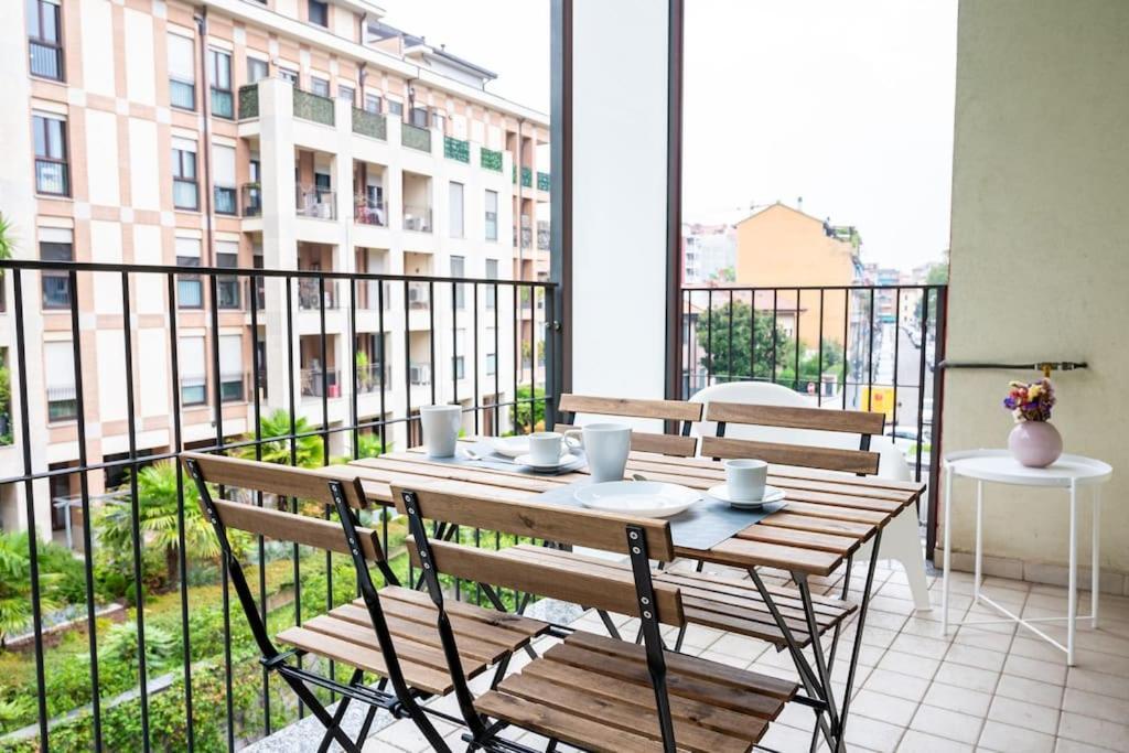 Ferienwohnung Luminoso Trilocale Affori Centro Mailand Exterior foto
